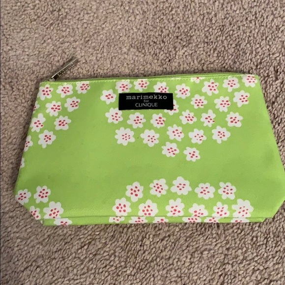 🌸 Marimekko Cosmetic Bag 🌸 - Picture 2 of 11